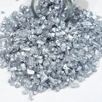 Dekoratif 4-8 MM Arlığında Gercek Cam kırığı 1 Kg Gümüş Dekoratif 4-8 MM Arlığında Gercek Cam kırığı 1 Kg Gümüş