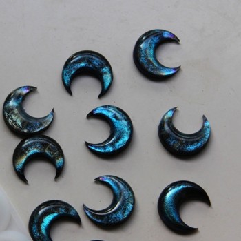 Epoksi Silikon Kalıp Çoklu Anahtarlık Farklı Boylarda Yarım Ay Kolye Küpe Kalıbı Epoksi Silikon Kalıp Çoklu Anahtarlık Farklı Boylarda Yarım Ay Kolye Küpe Kalıbı