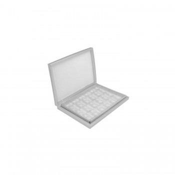 Karton Çikolata Kutusu 24 lü Separatörlü 23.4X31.5 CM Gümüş Karton Çikolata Kutusu 24 lü Separatörlü 23.4X31.5 CM Gümüş