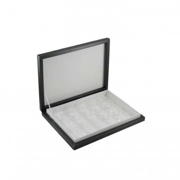 Karton Çikolata Kutusu 24 lü Separatörlü 23.4X31.5 CM Siyah Karton Çikolata Kutusu 24 lü Separatörlü 23.4X31.5 CM Siyah