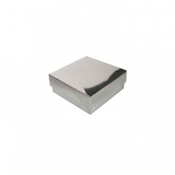 Komple Karton Kutu Düz Renk 7X7X2.2 CM - 25 Adet Gümüş Komple Karton Kutu Düz Renk 7X7X2.2 CM - 25 Adet Gümüş