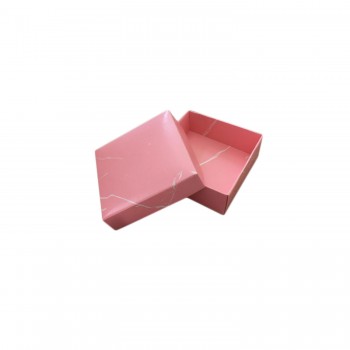 Komple Karton Kutu Mermer Desenli 8X8X3 CM - 50 Adet Pembe Komple Karton Kutu Mermer Desenli 8X8X3 CM - 50 Adet Pembe