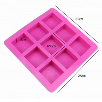 Silikon Kare Kek Kurabiye Pasta Pişirme Kalıbı 9 LU 25X25 CM Silikon Kare Kek Kurabiye Pasta Pişirme Kalıbı 9 LU 25X25 CM