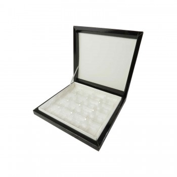 Karton Çikolata Kutusu 16'lı Separatörlü 23.5 X 22.5 CM   Siyah